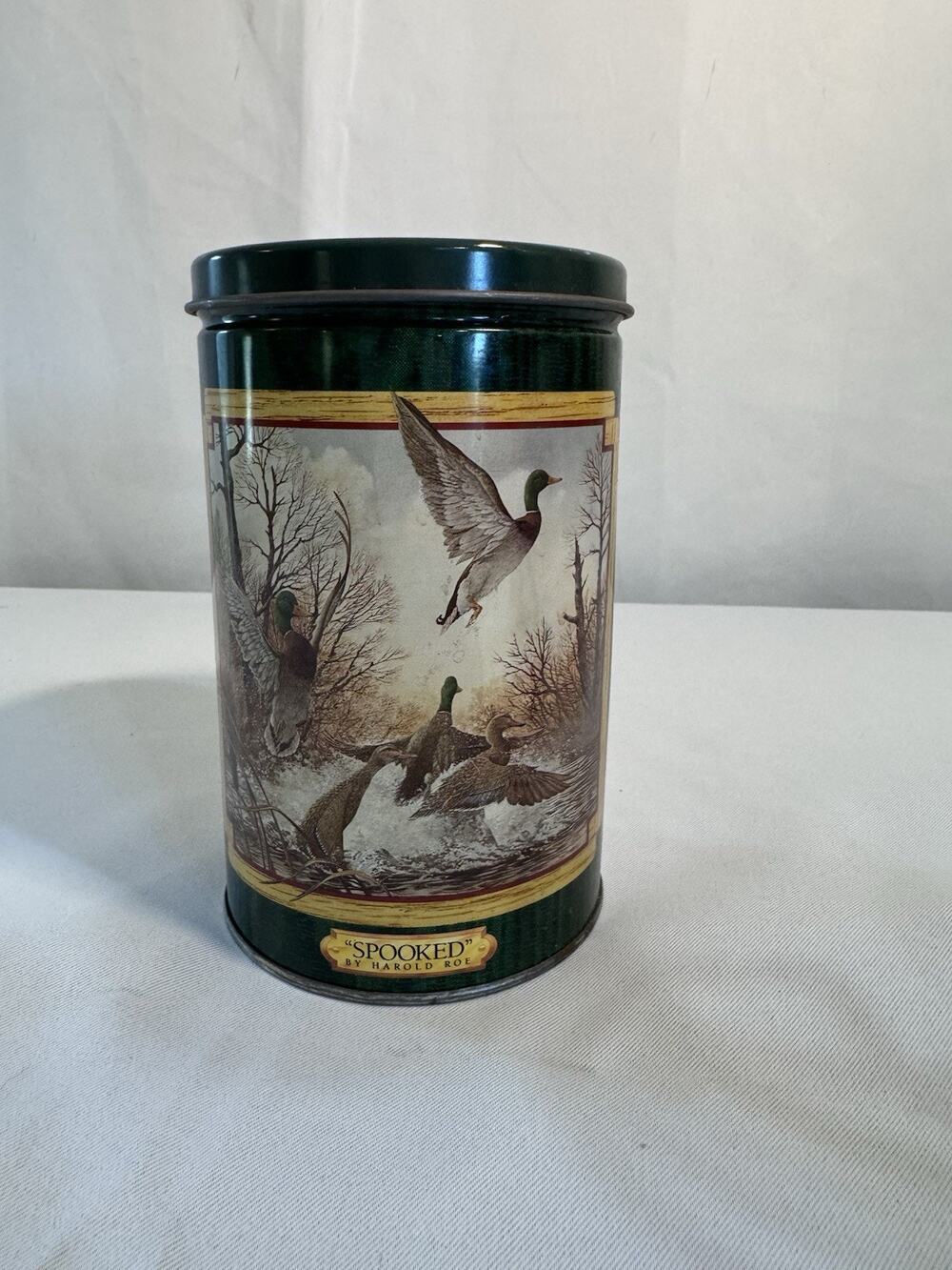 Lowrey's & Ducks Unlimited "Spooked" by Harold Roe tin canister1990 #1 in series